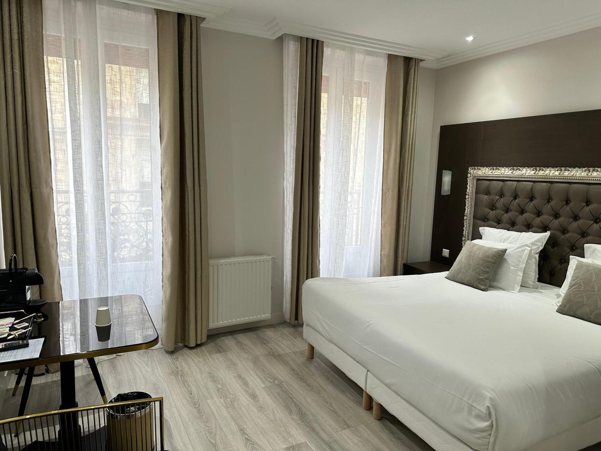 Hotel Riviera Renovated Paris Luaran gambar