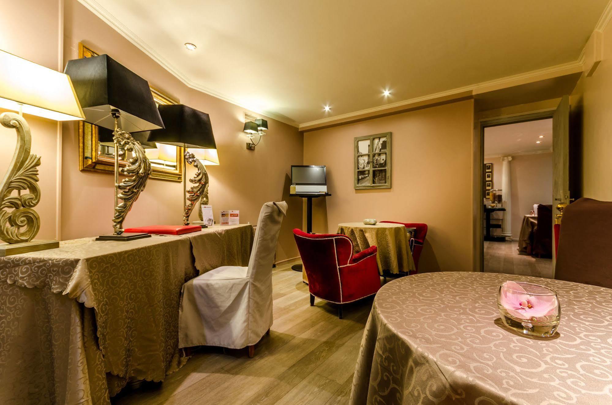 Hotel Riviera Renovated Paris Luaran gambar